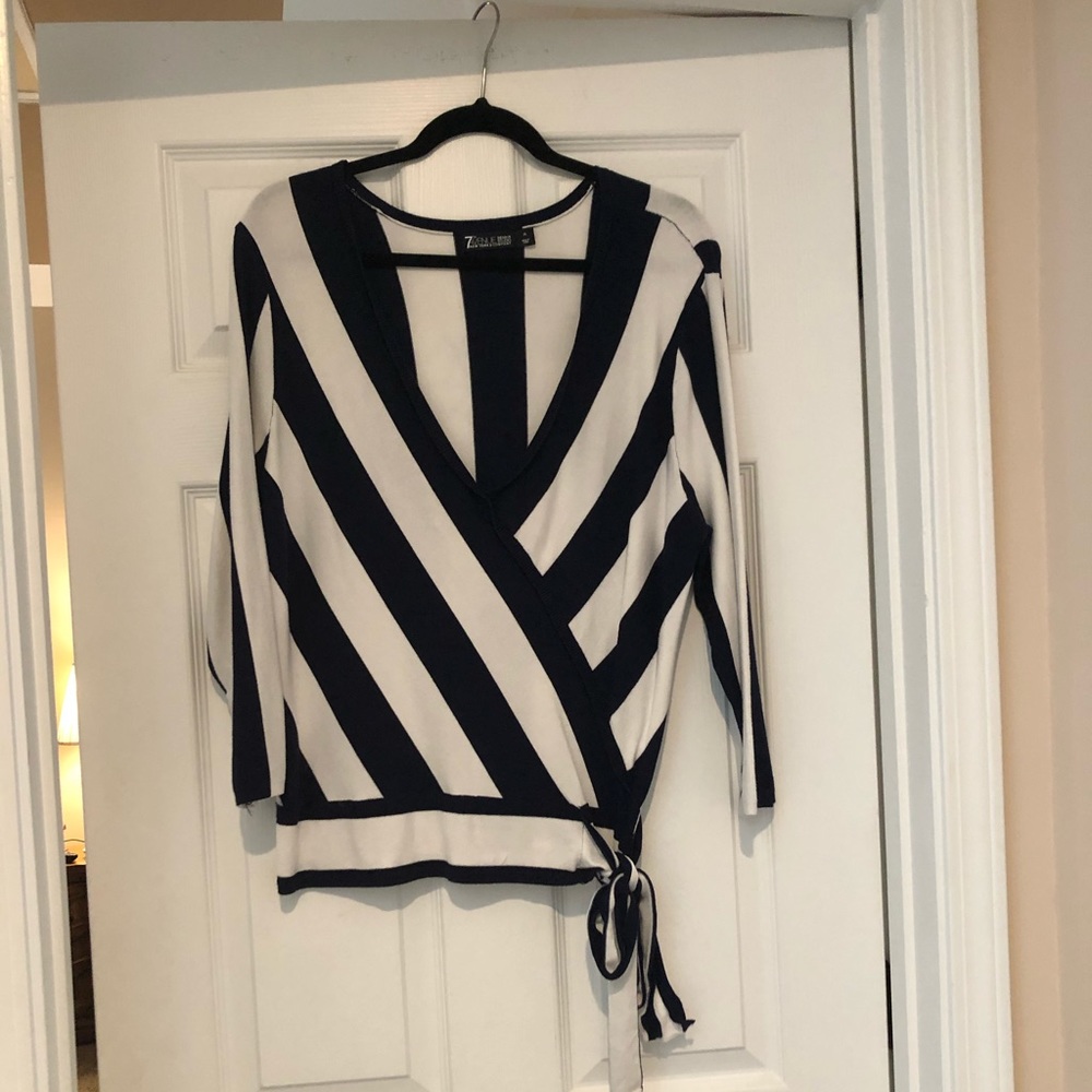 7th Ave NY&C sweater